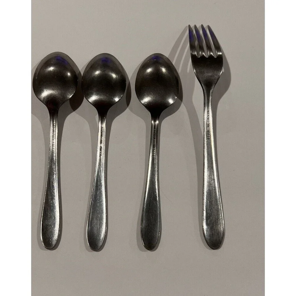 Lot of 8 Mixed Pieces Flatware Silverware Fork Spoon Stainless Unbranded